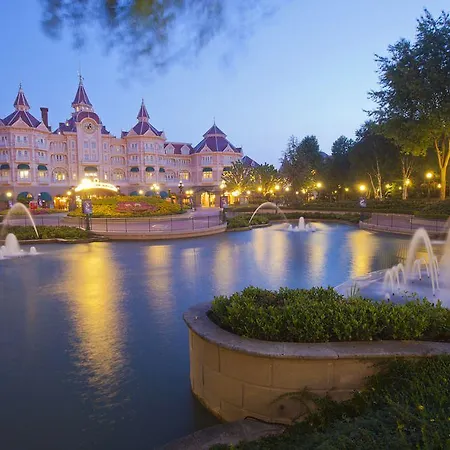 Disneyland 5* Chessy (Seine-et-Marne)